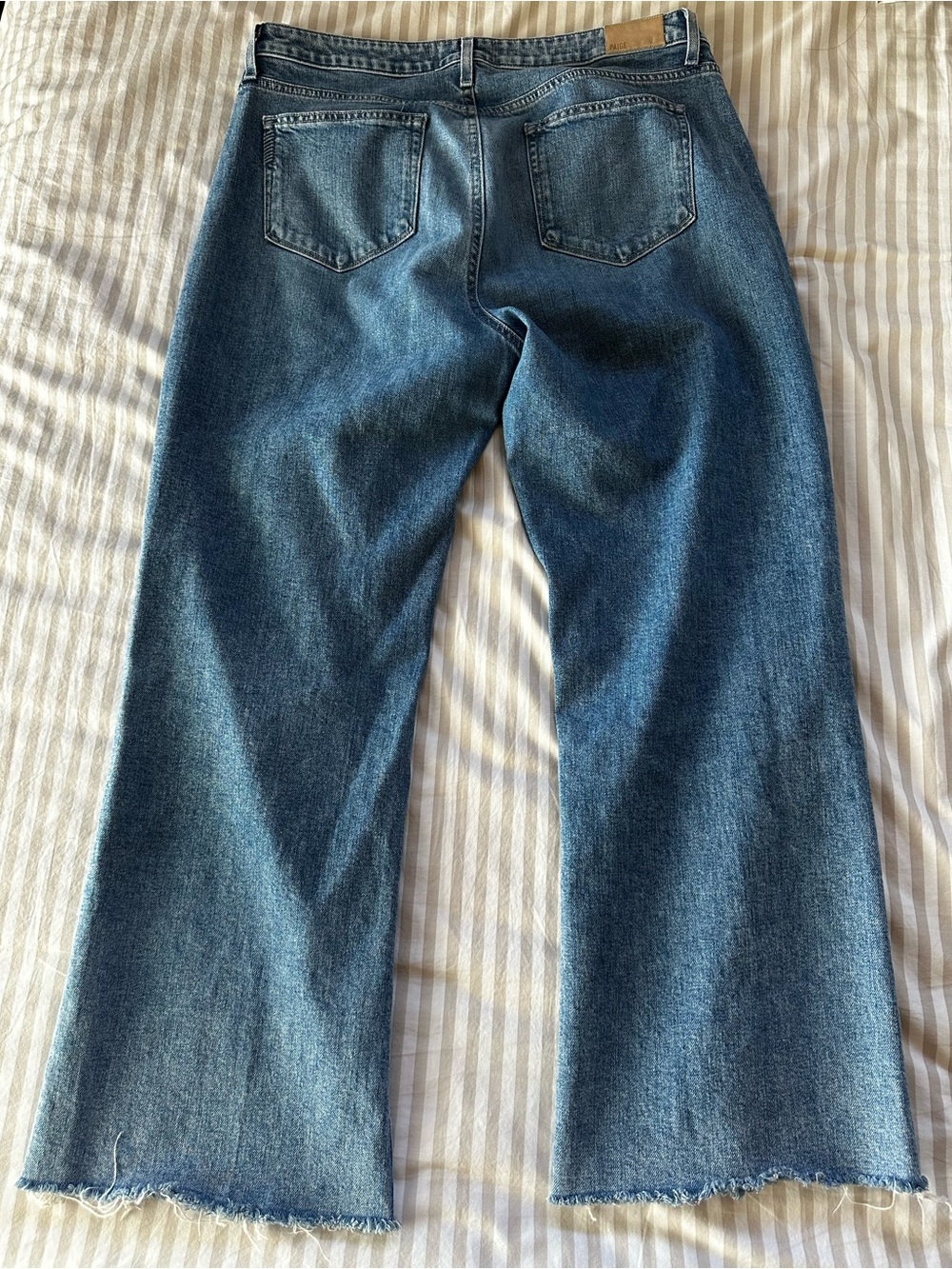 Paige Leenah Wide-Leg Raw Hem Jeans - Picture 7 of 9